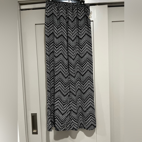 Rhapsody Pants - Black and White Chevron wide leg pants